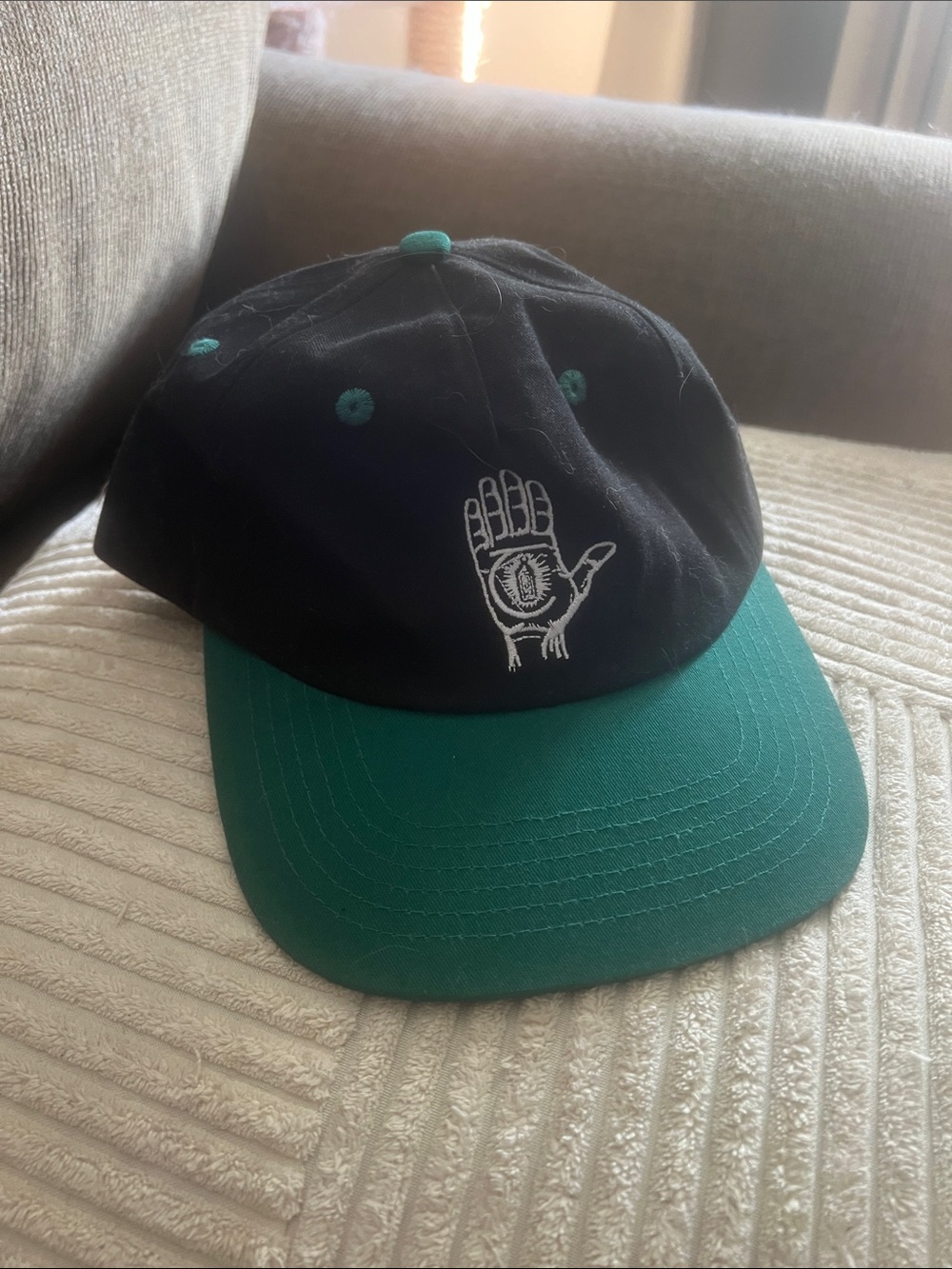 Theories “Hand” Hat
